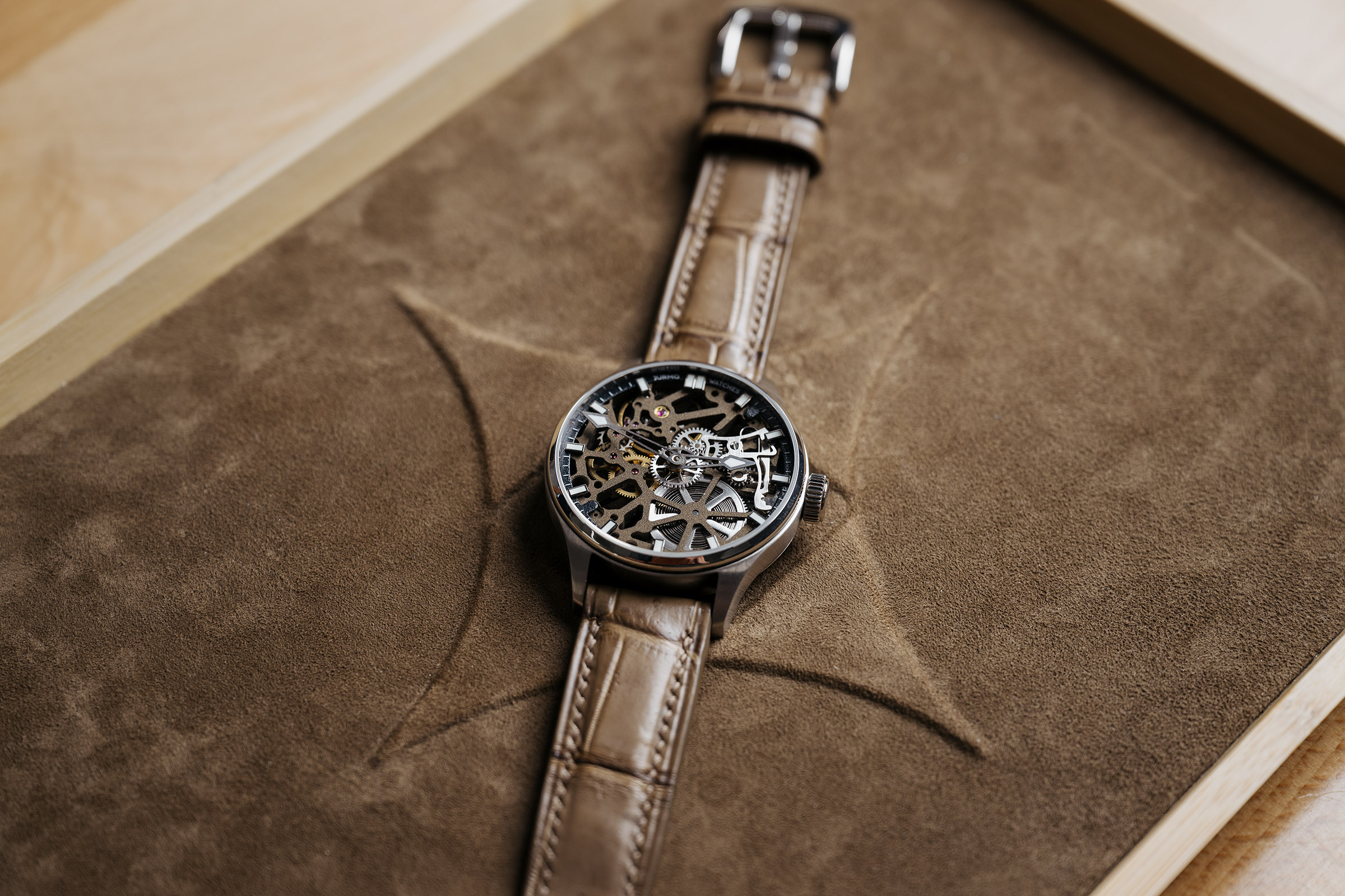 THE NEW YORK TIMES / JURMO WATCHES